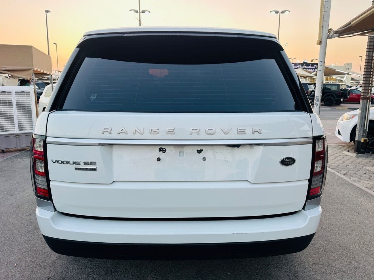2016 Land Rover Range Rover HSE thumbnail 5