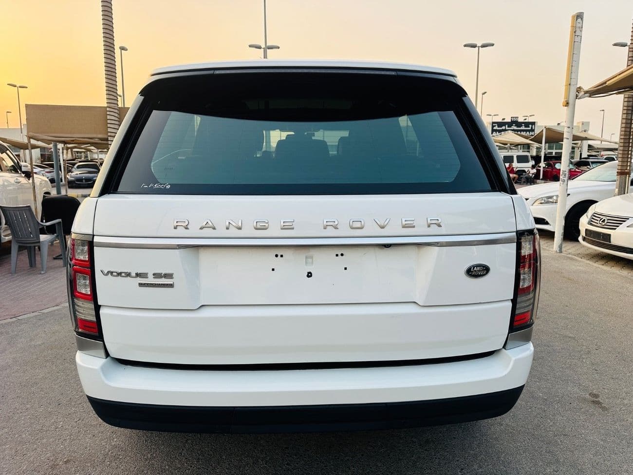 2015 Land Rover Range Rover HSE thumbnail 5