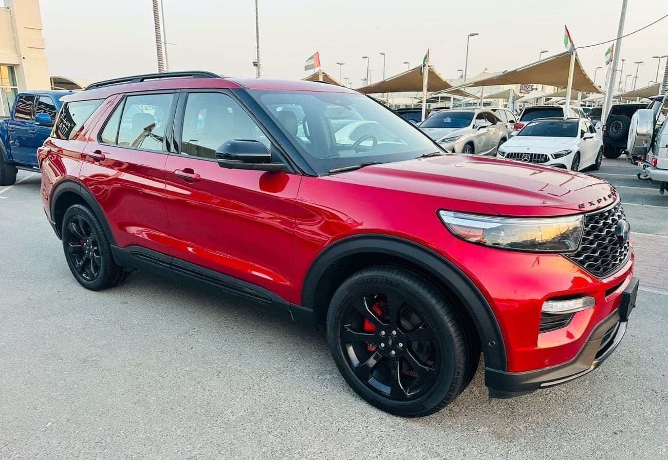 2022 Ford Explorer ST thumbnail 3