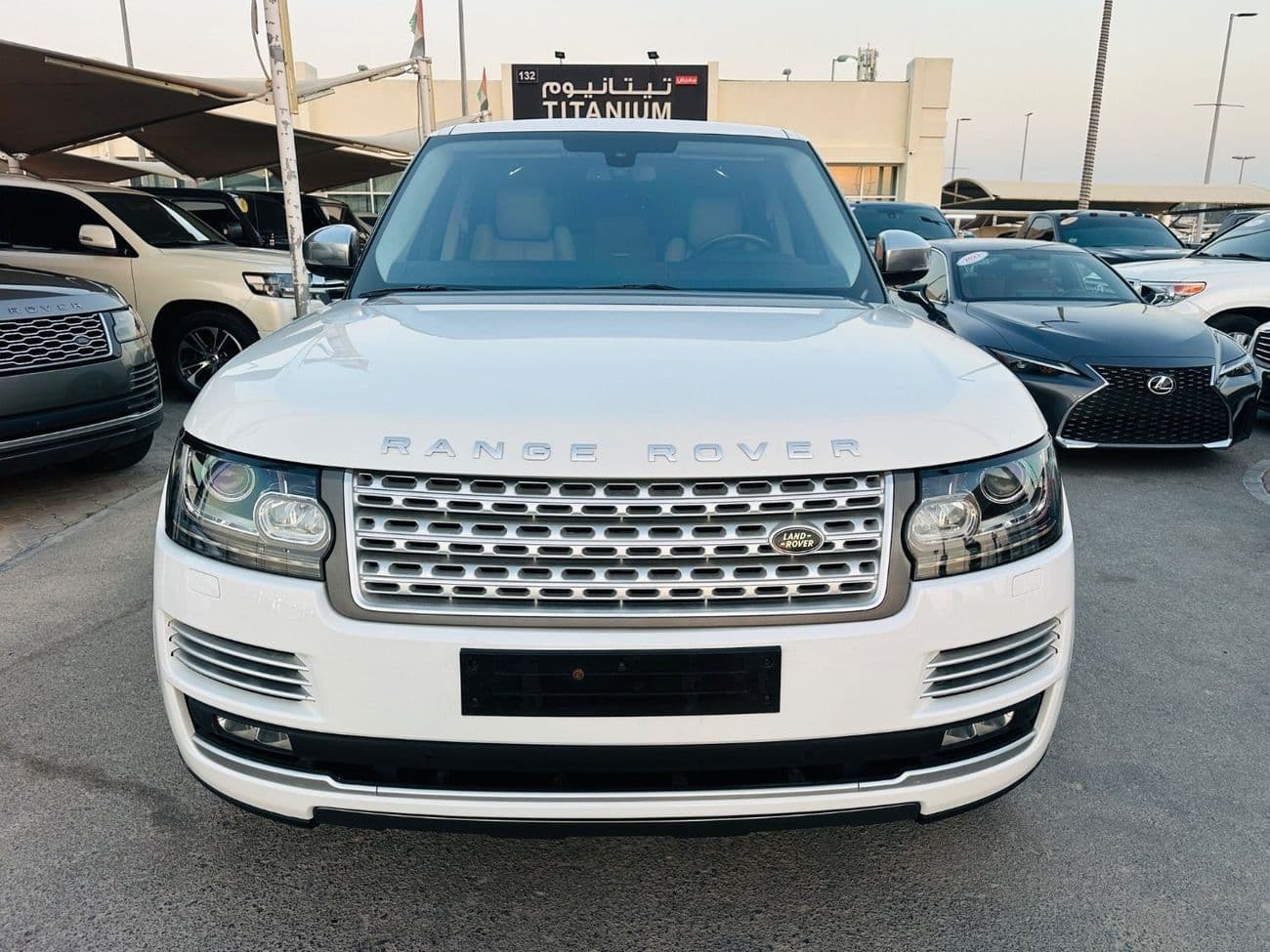 2016 Land Rover Range Rover HSE thumbnail 2