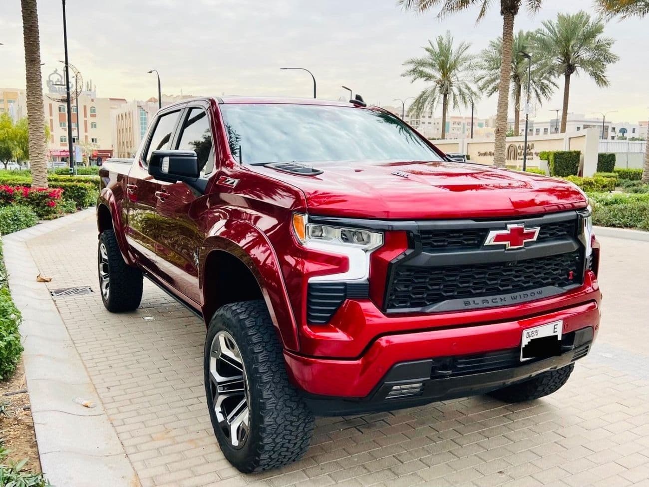 2024 Chevrolet Silverado thumbnail 3