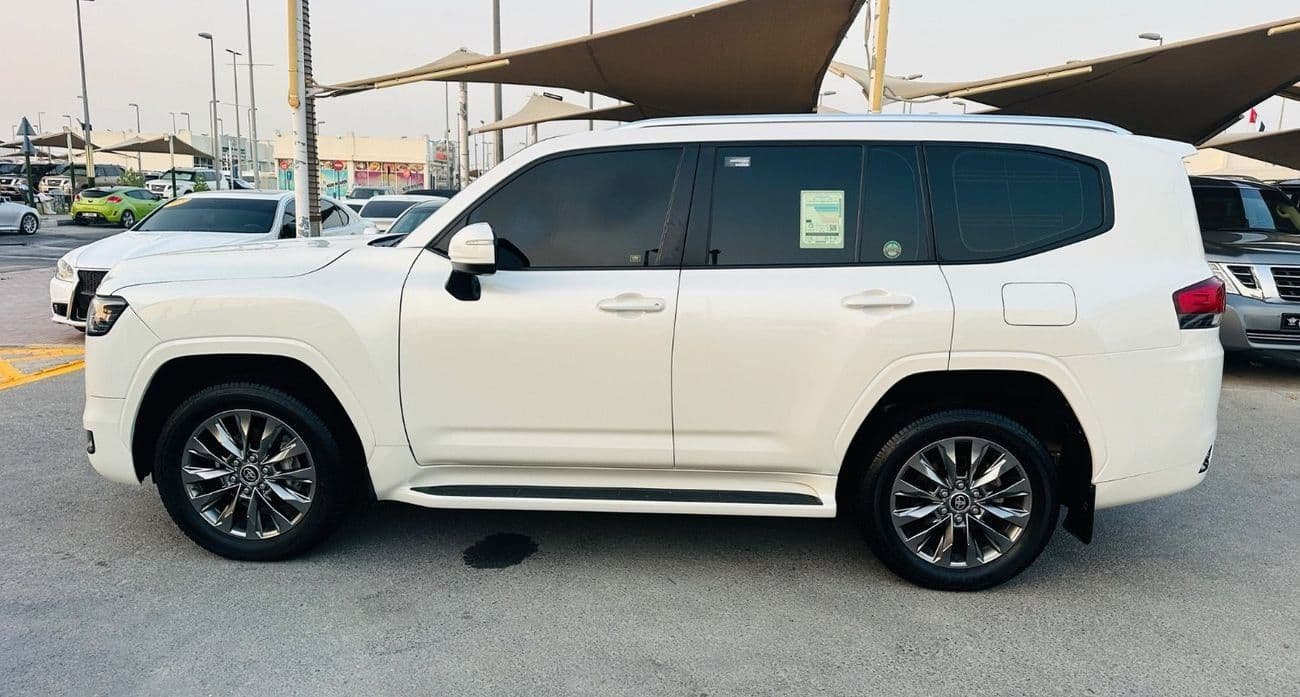 2024 Toyota Land Cruiser GXR thumbnail 7