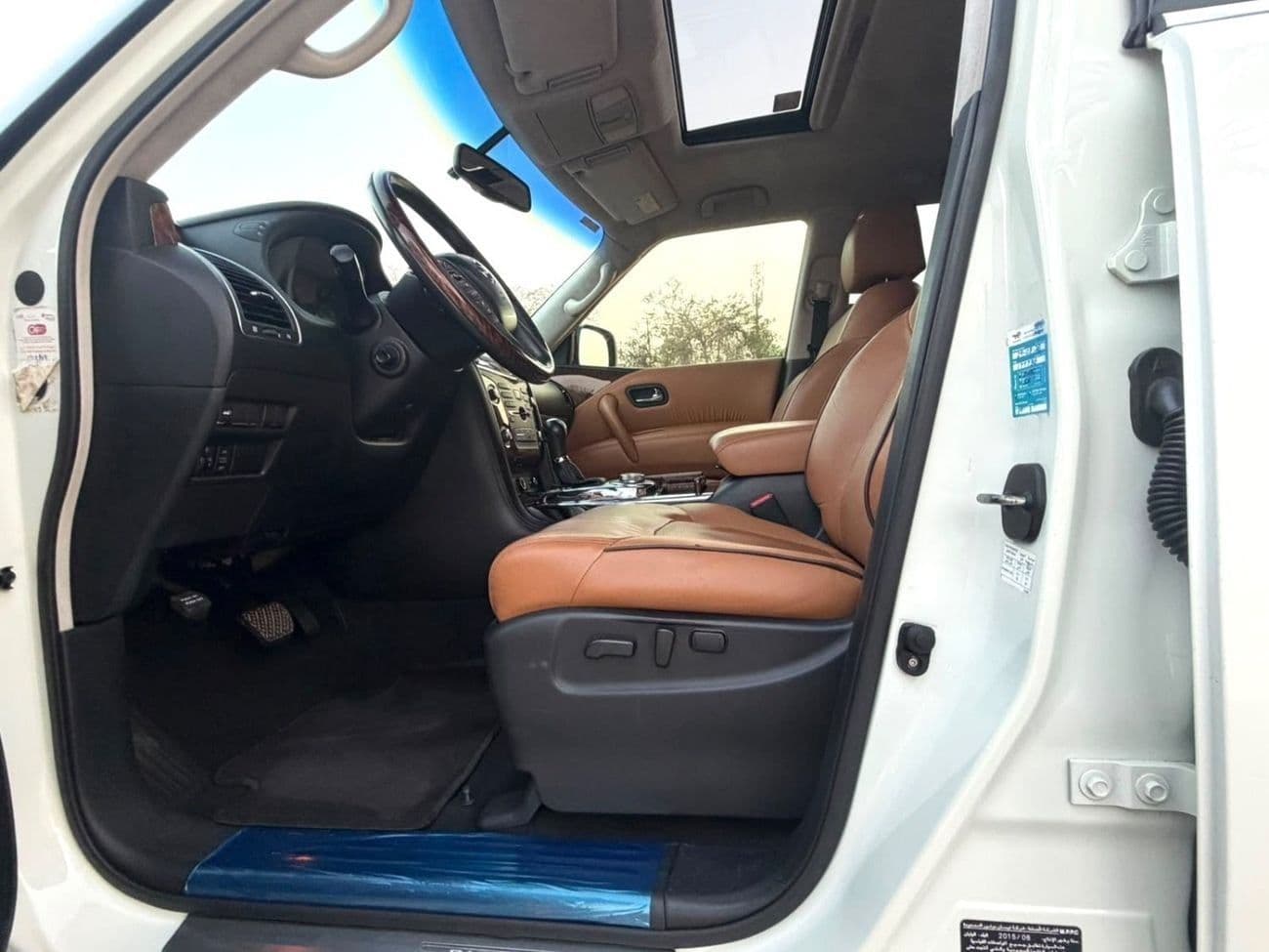 2016 Nissan Patrol LE PLATINUM thumbnail 6