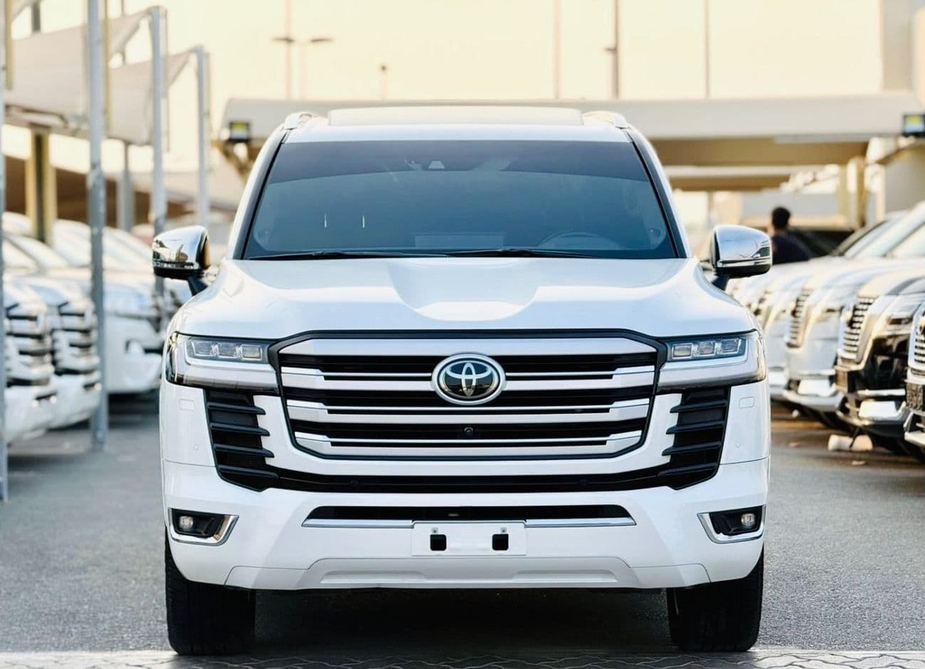 2023 Toyota Land Cruiser VXR thumbnail 2