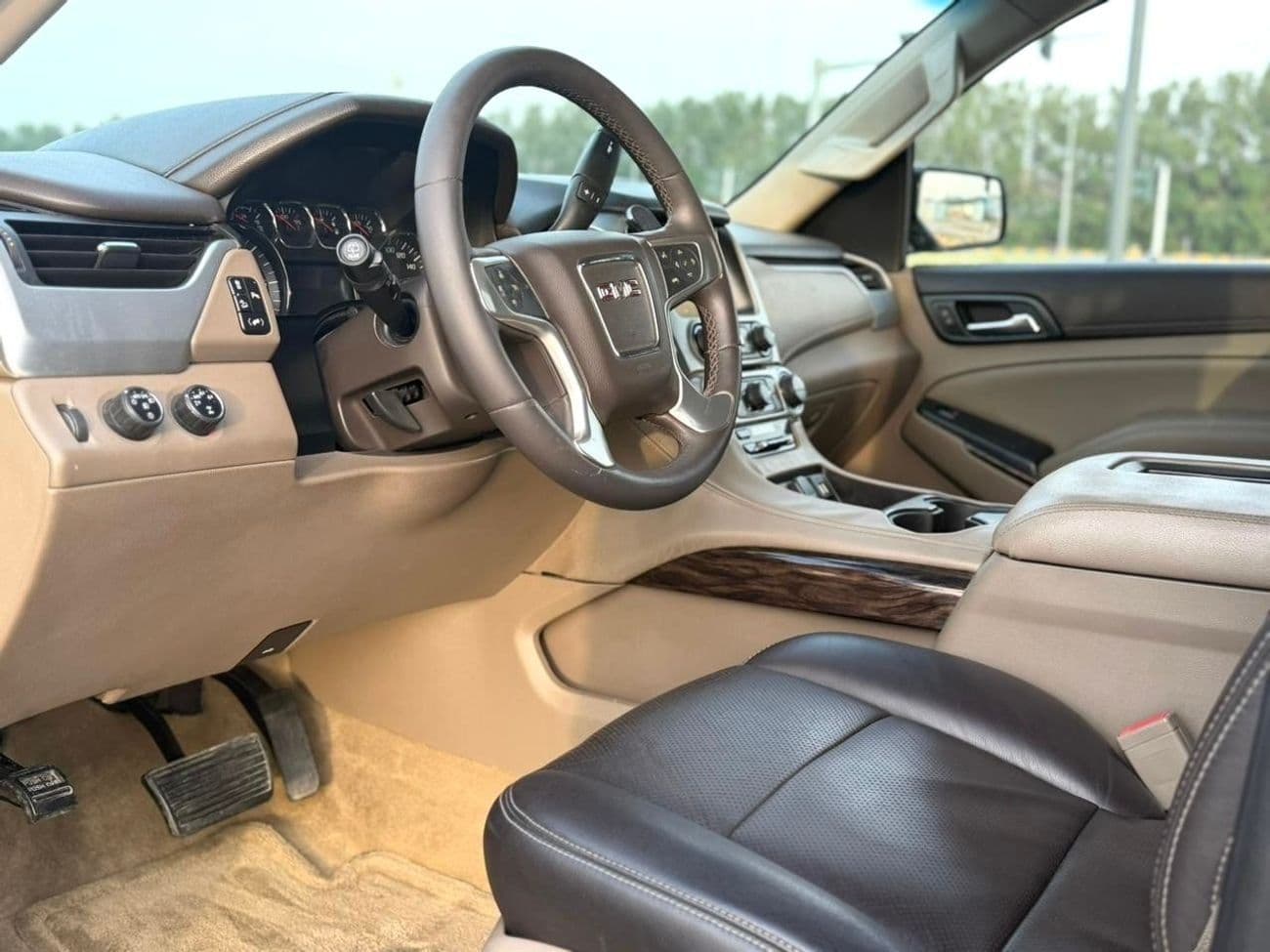 2015 GMC Yukon SLE thumbnail 8