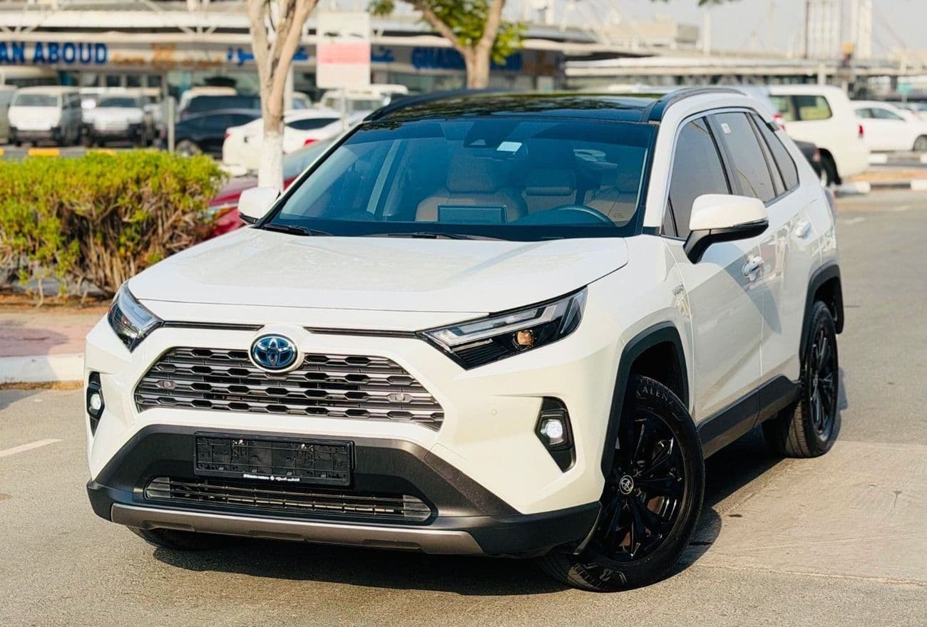2024 Toyota RAV4 XLE HEV