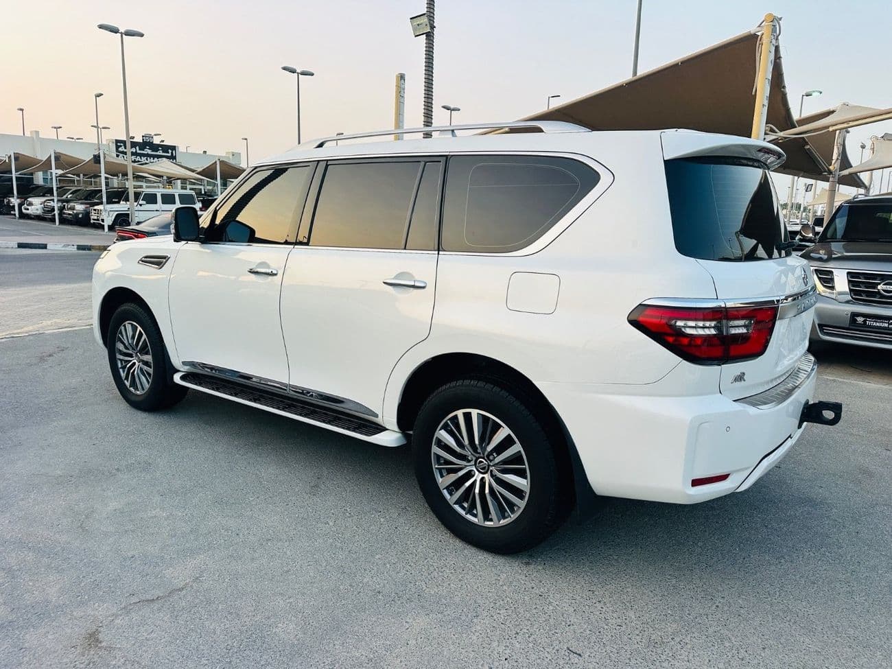 2021 Nissan Patrol SE PLATINUM CITY thumbnail 6