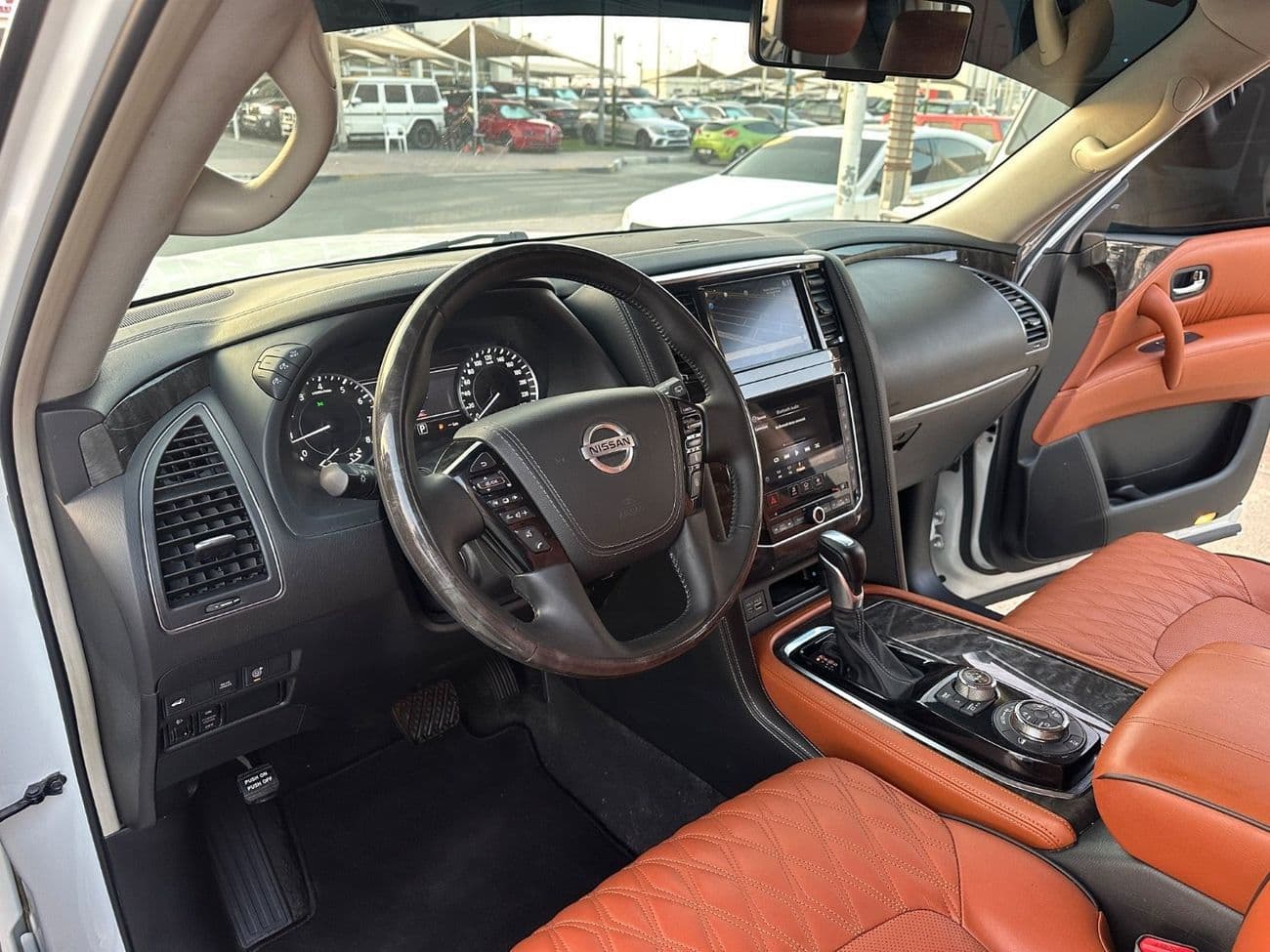 2021 Nissan Patrol SE PLATINUM CITY thumbnail 8
