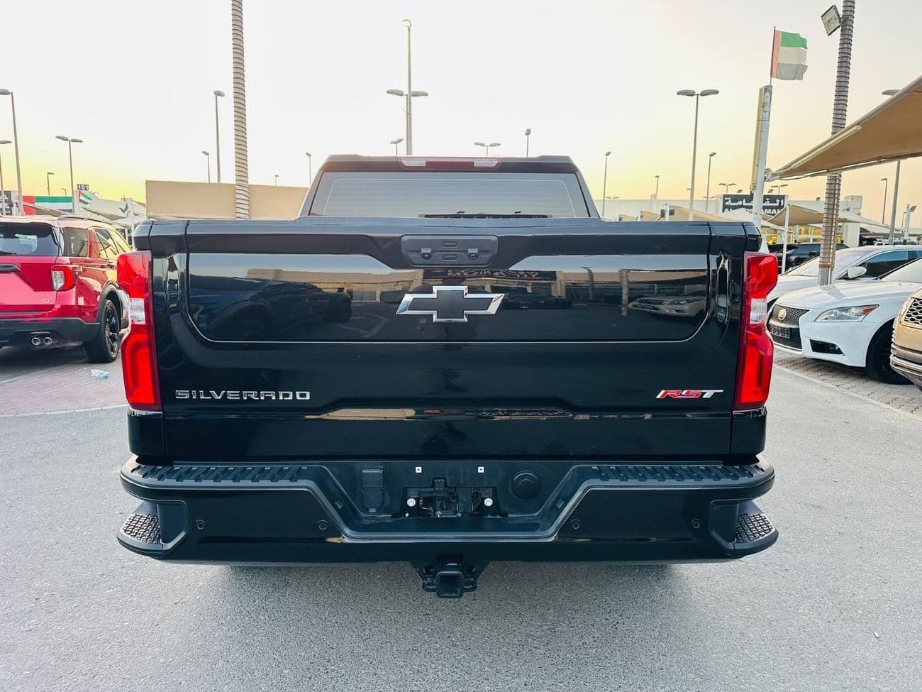 2024 Chevrolet Silverado 1500 RST thumbnail 5