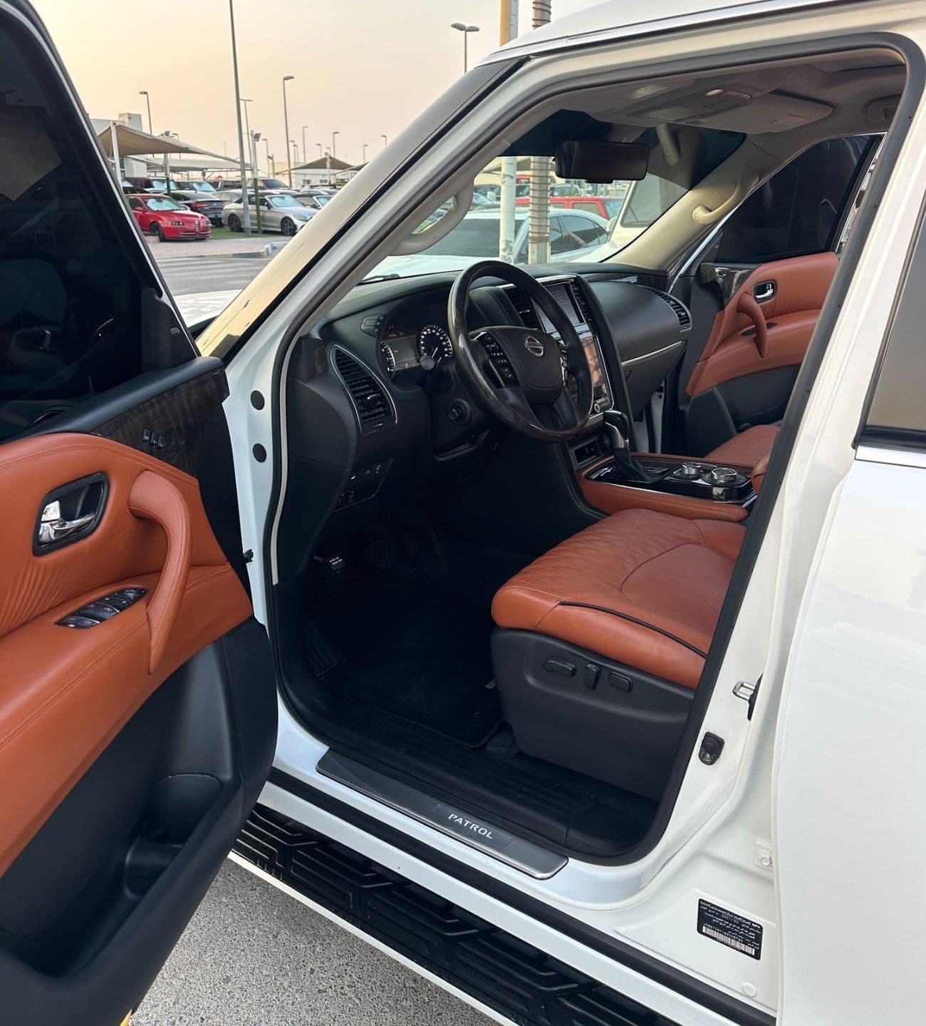 2021 Nissan Patrol SE PLATINUM CITY thumbnail 7