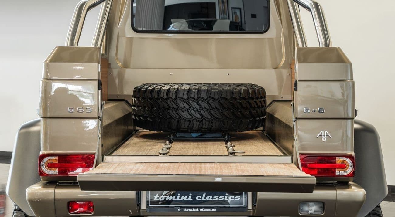 2015 Mercedes Benz G63 AMG 6x6 thumbnail 7