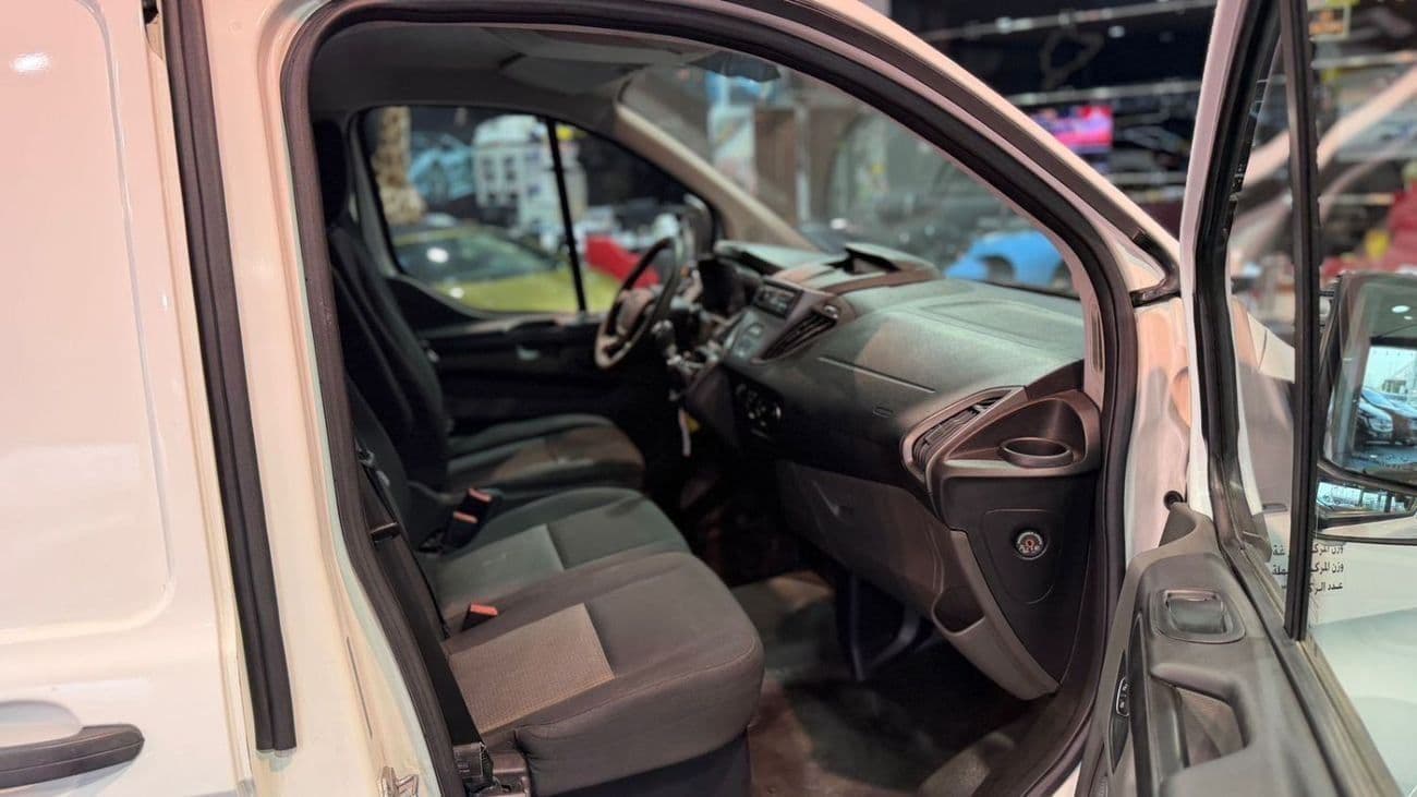 2022 Ford Transit Custom 270S thumbnail 6