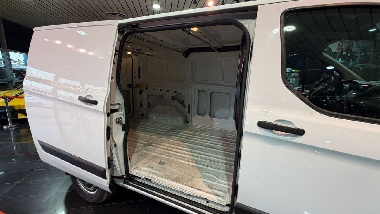 2022 Ford Transit Custom 270S thumbnail 8