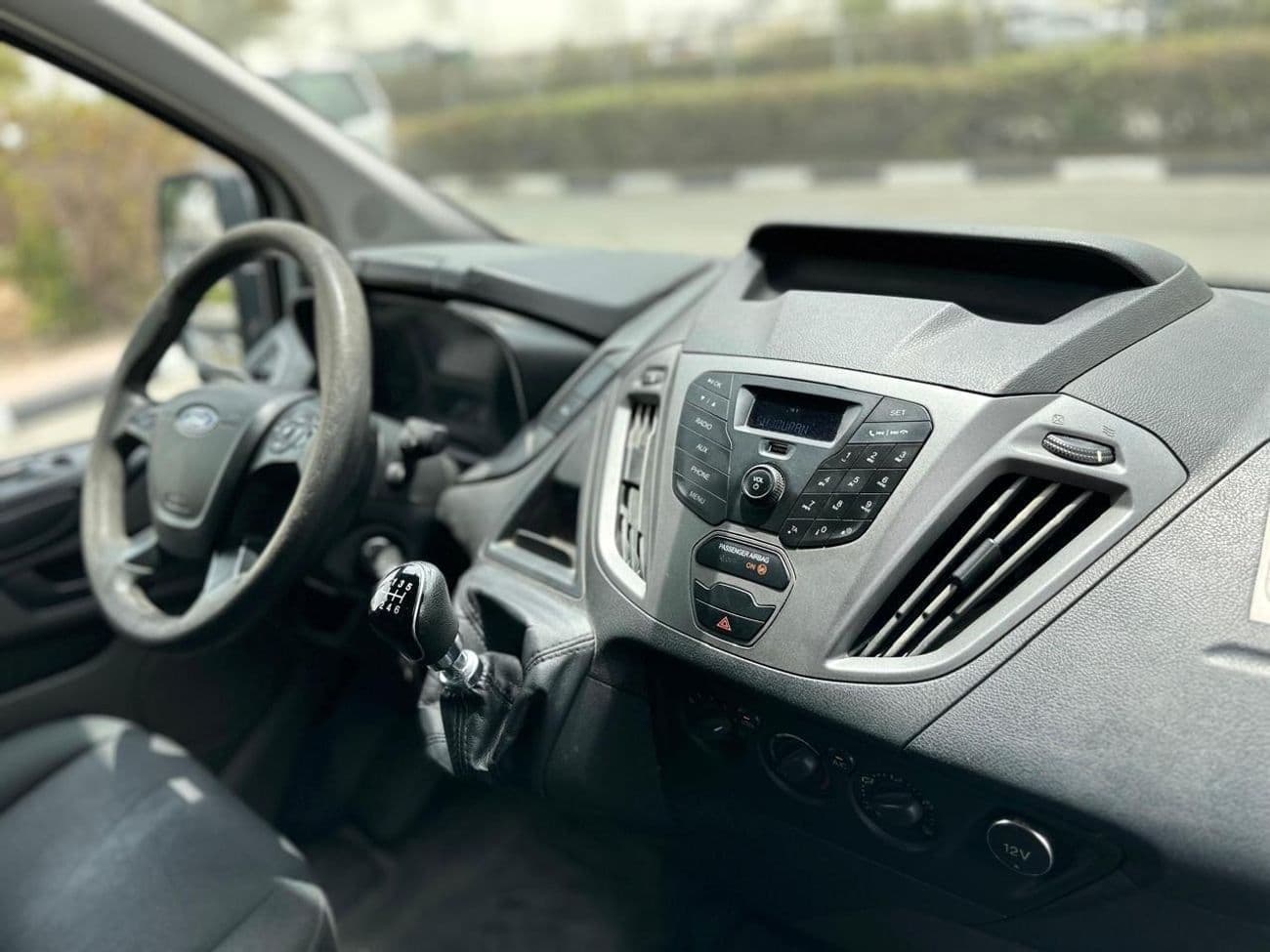 2021 Ford Transit thumbnail 4