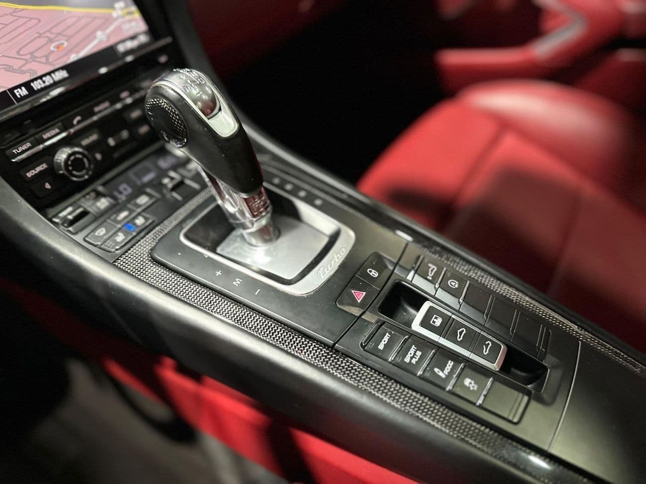 2014 Porsche 911 TURBO S thumbnail 7