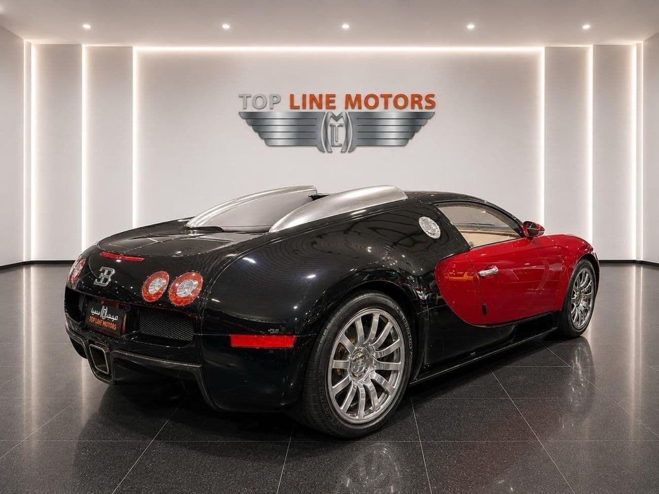 2009 Bugatti Veyron STANDARD thumbnail 5