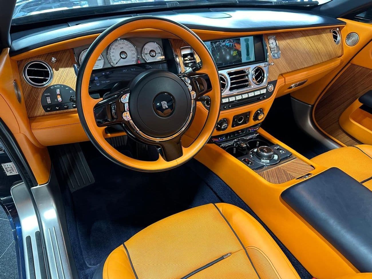 2017 Rolls Royce Dawn thumbnail 6