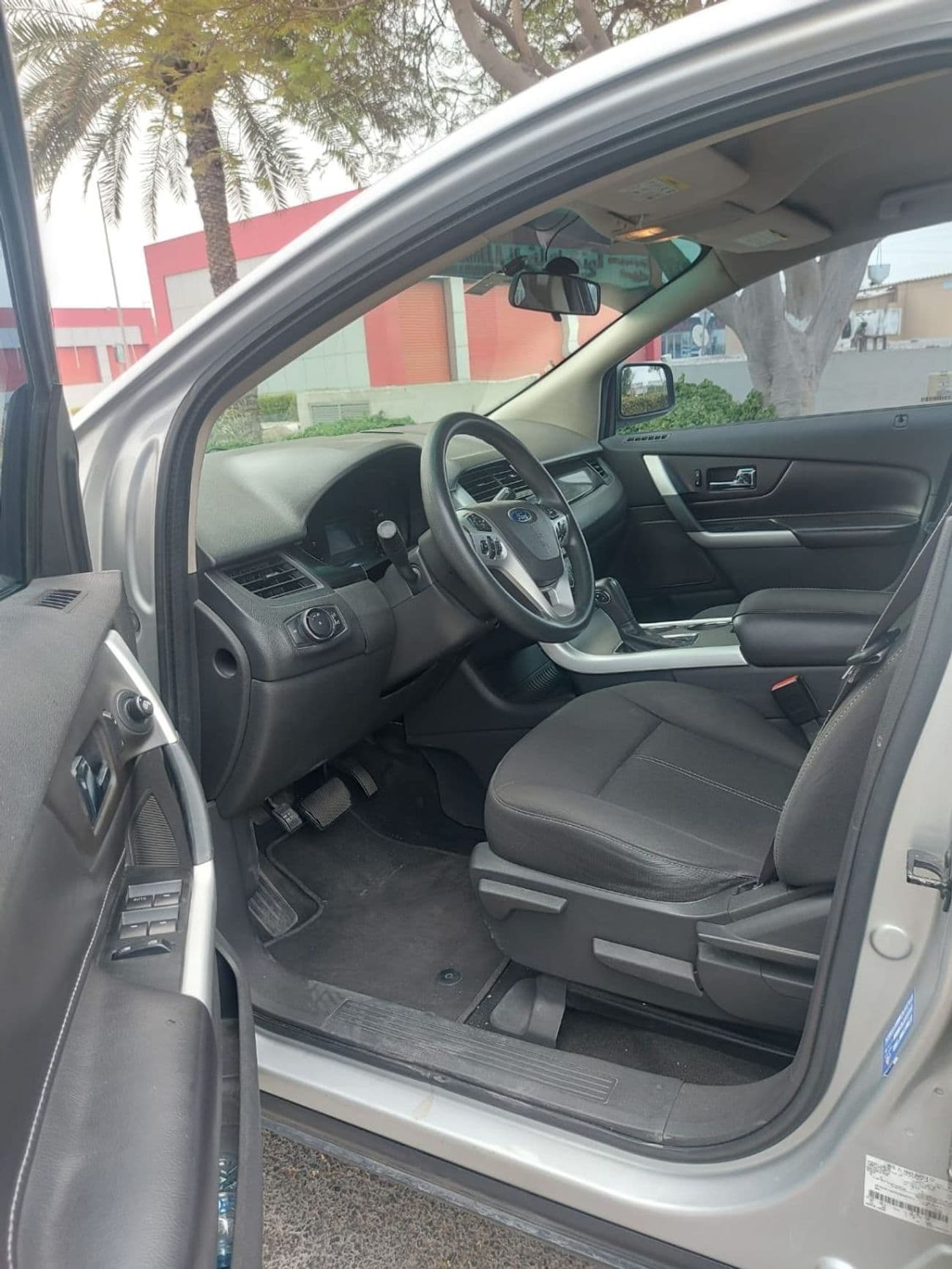 2014 Ford Edge SE thumbnail 4