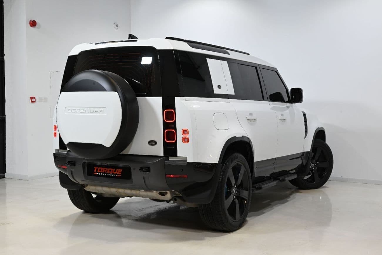 2023 Land Rover Defender 110 HSE P400 thumbnail 4