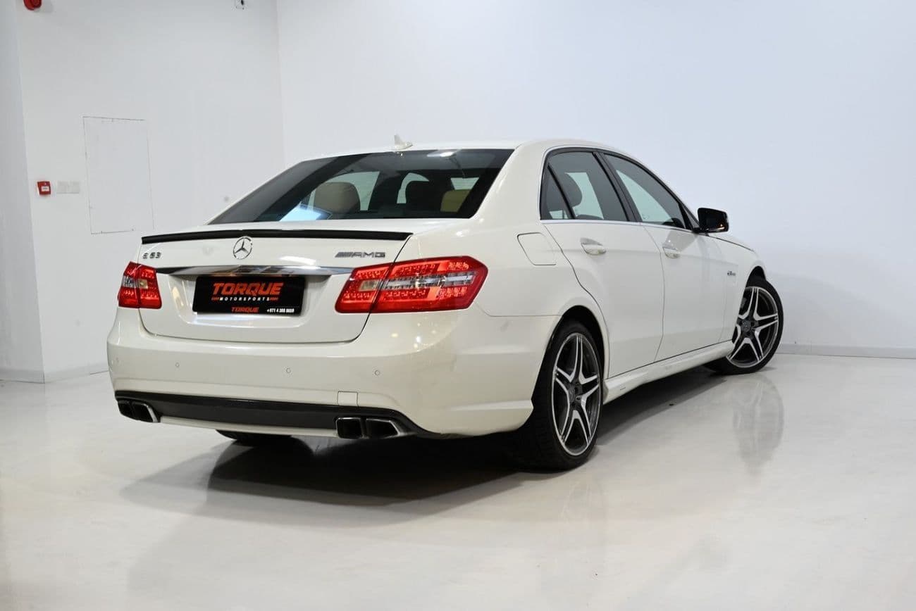 2011 Mercedes Benz E63 AMG E63 AMG thumbnail 4