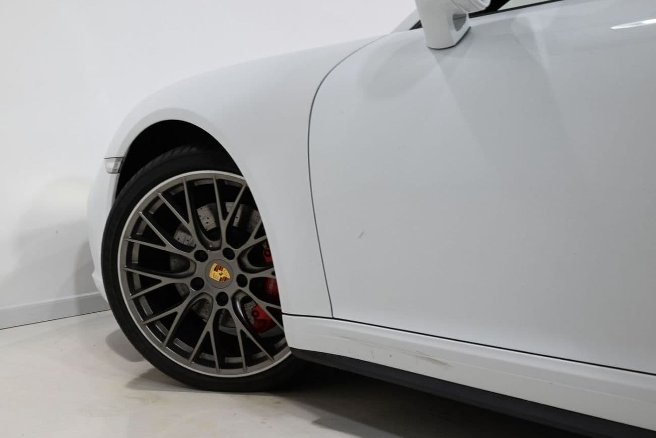 2017 Porsche 911 CARRERA 4S thumbnail 8