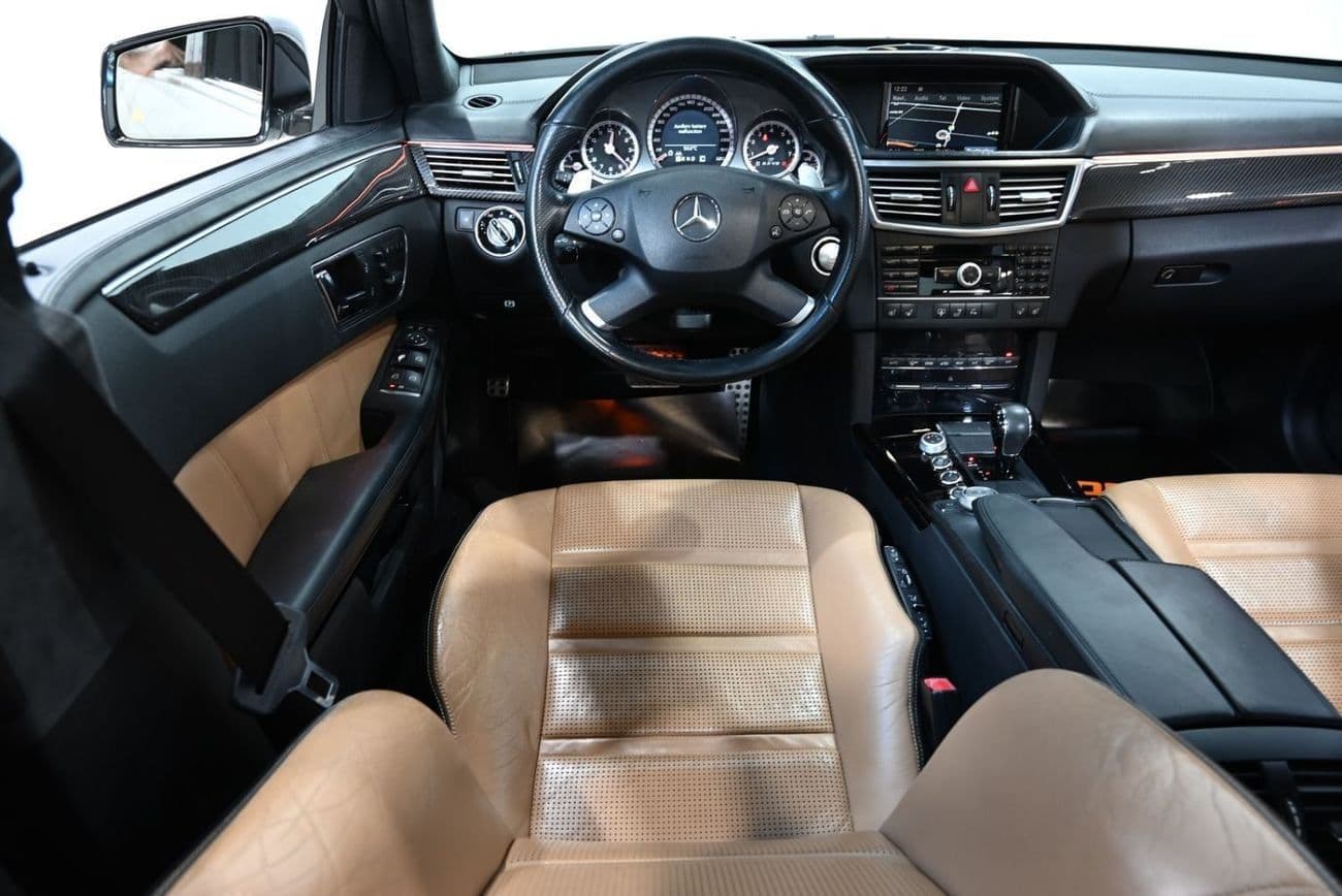 2011 Mercedes Benz E63 AMG E63 AMG thumbnail 8