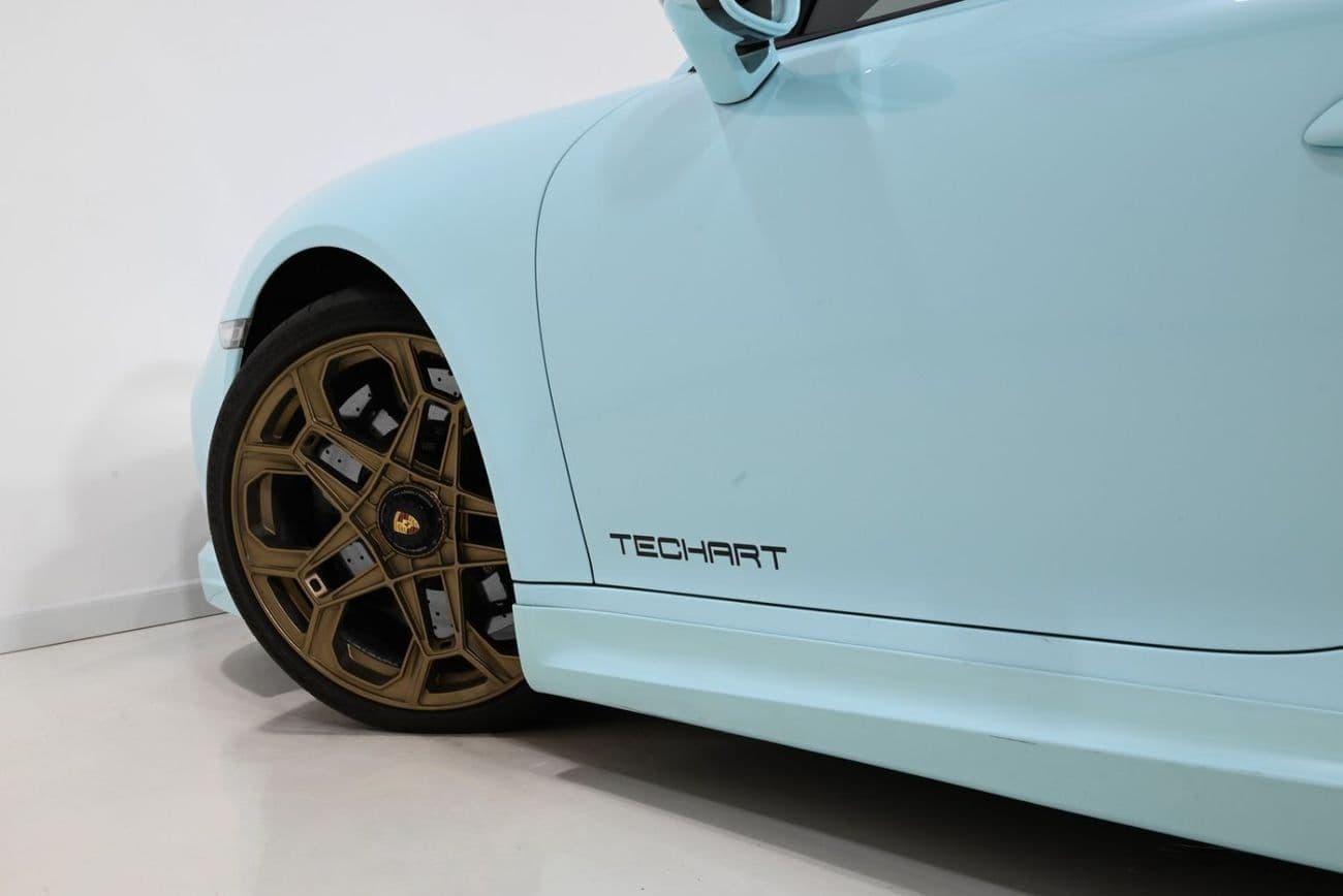 2017 Porsche 911 TURBO S thumbnail 7