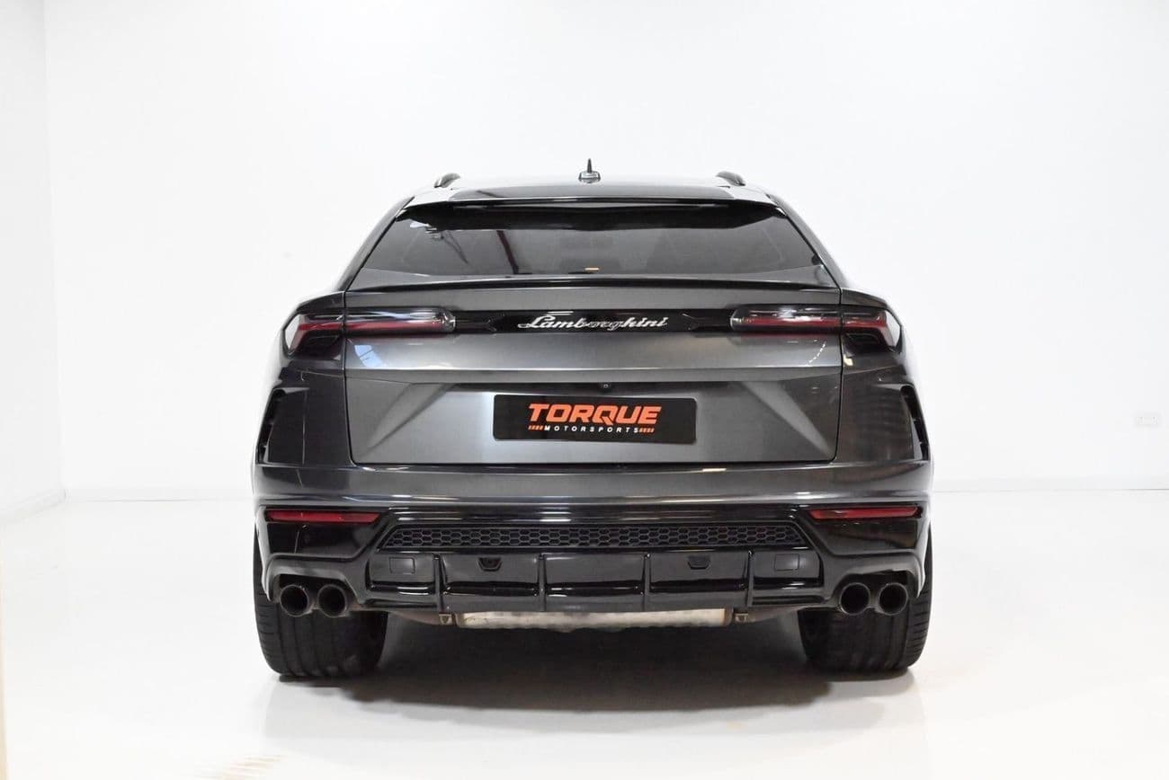 2019 Lamborghini Urus STD thumbnail 4