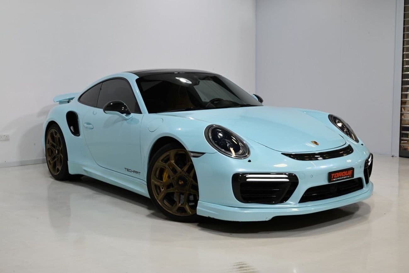 2017 Porsche 911 TURBO S