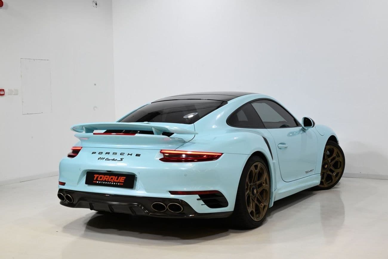 2017 Porsche 911 TURBO S thumbnail 4