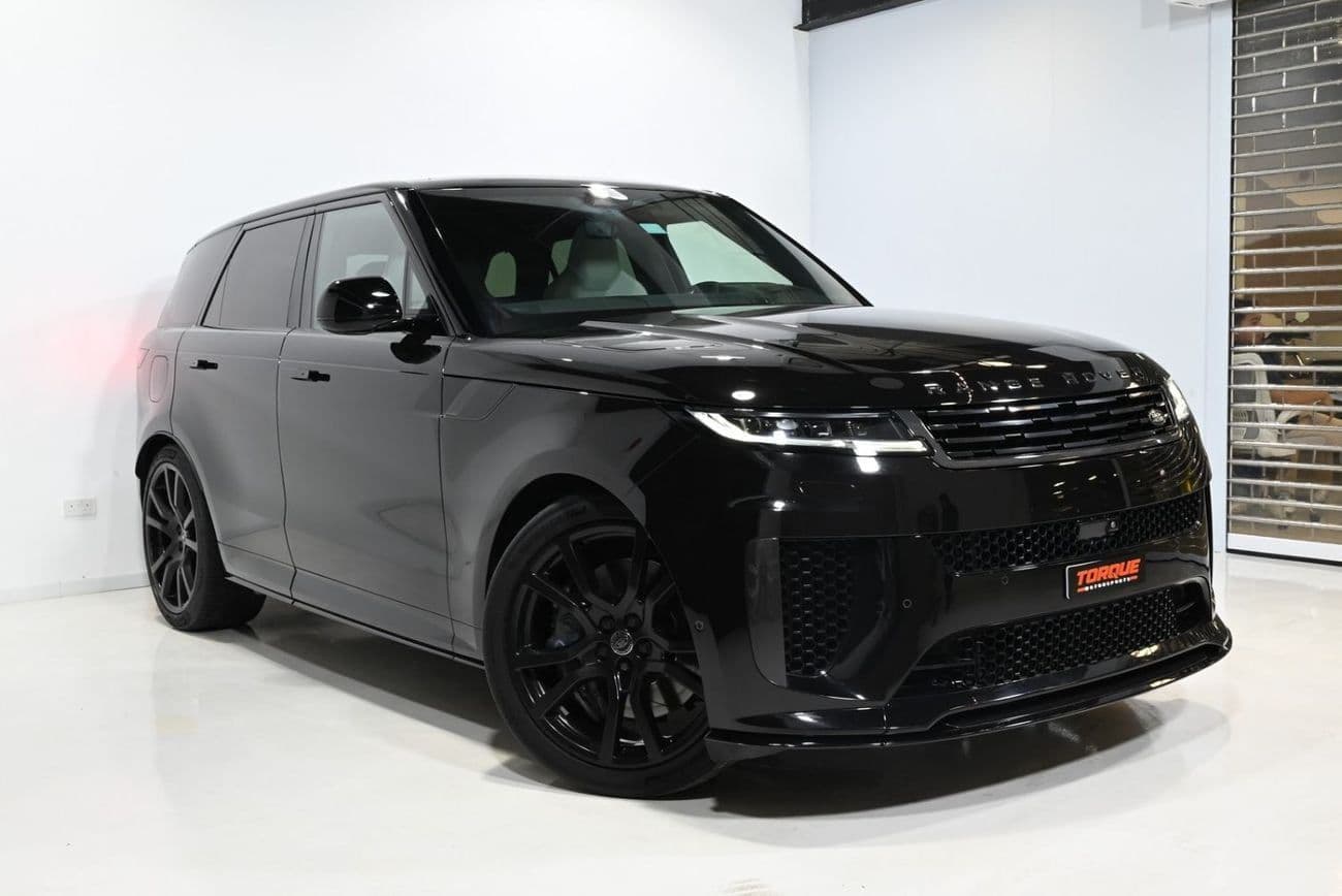 2025 Land Rover Range Rover SV