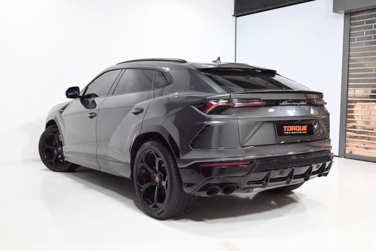 2019 Lamborghini Urus STD thumbnail 5