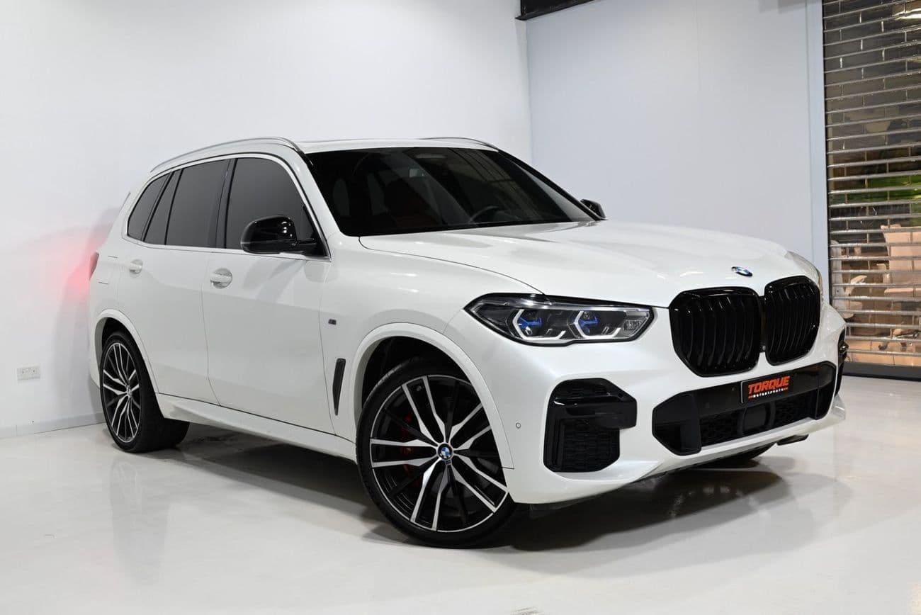 2022 BMW X5 M50i