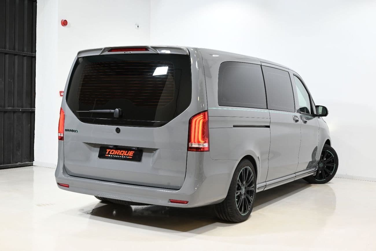 2023 Mercedes Benz V 250 thumbnail 4