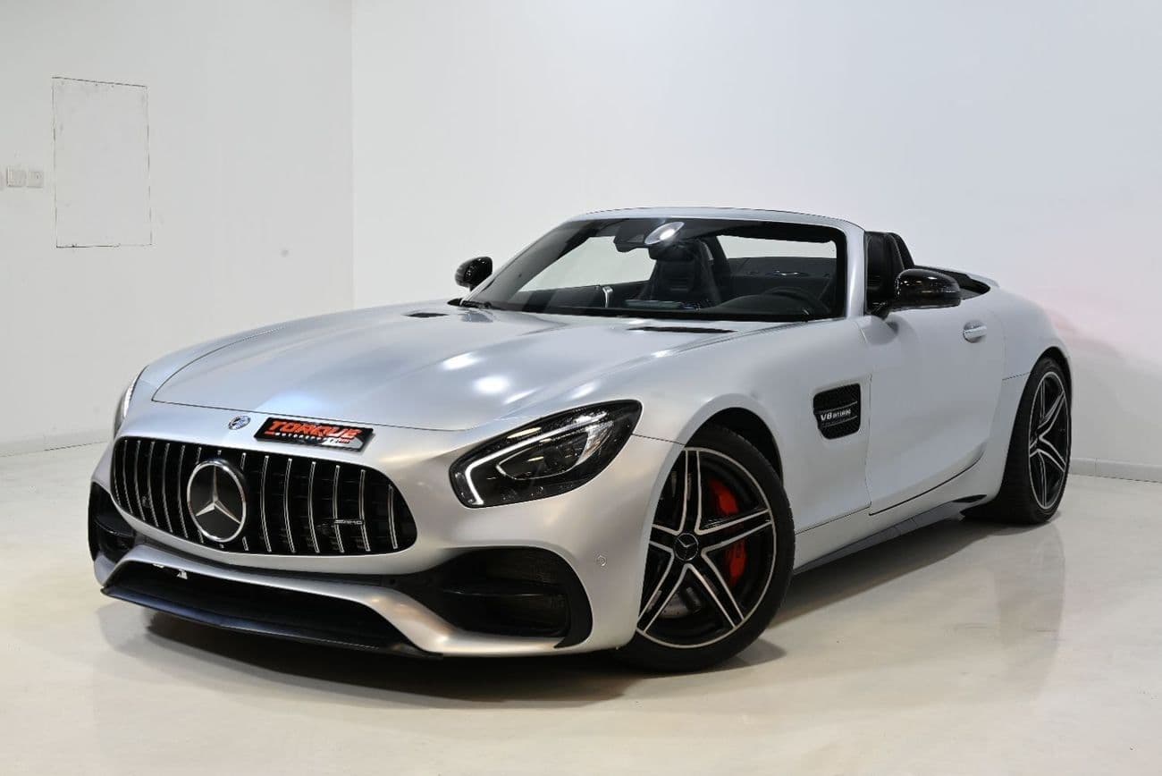 2018 Mercedes Benz AMG GT C thumbnail 3