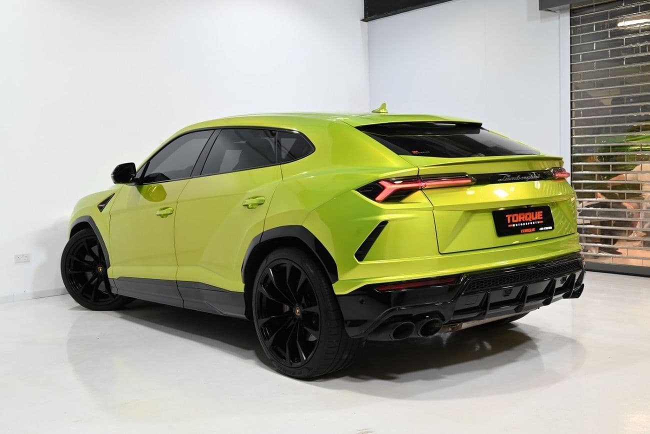 2022 Lamborghini Urus STD thumbnail 6