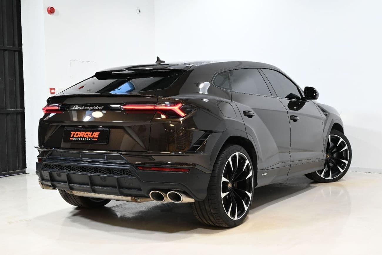 2023 Lamborghini Urus S thumbnail 4