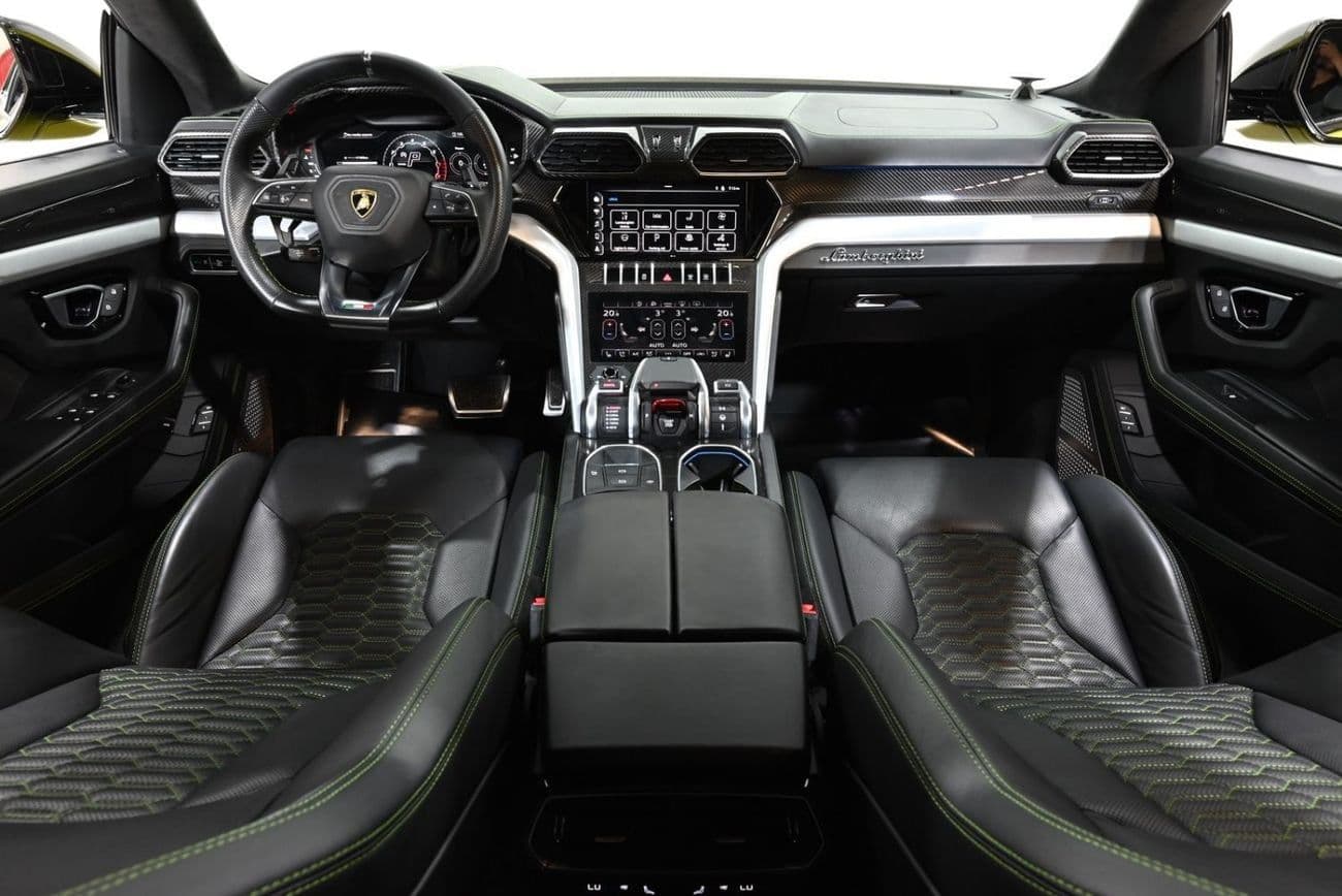2022 Lamborghini Urus STD thumbnail 8