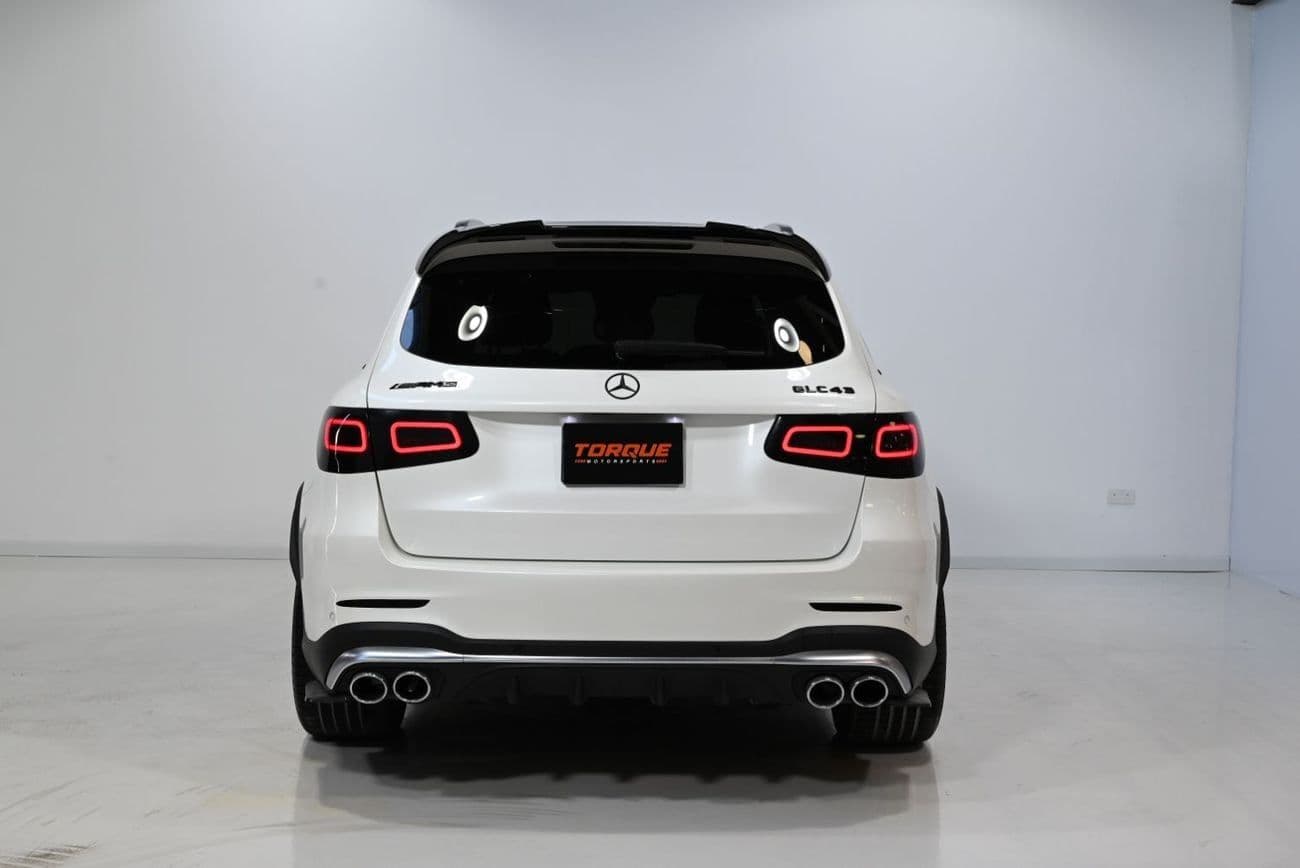 2021 Mercedes Benz GLC 43 AMG GLC 43 AMG 4Matic thumbnail 5