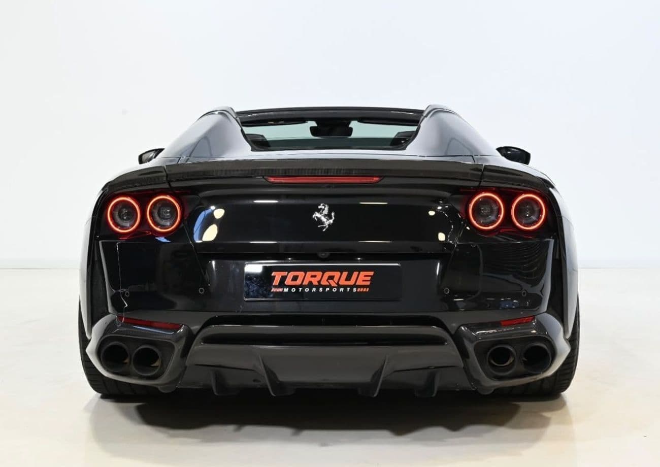 2021 Ferrari 812 GTS thumbnail 6