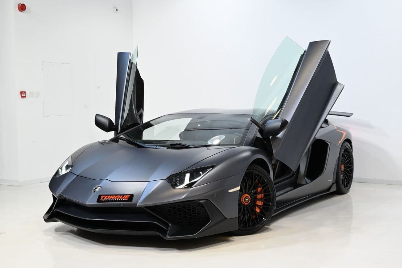 2015 Lamborghini Aventador LP 750 4 Super veloce thumbnail 3