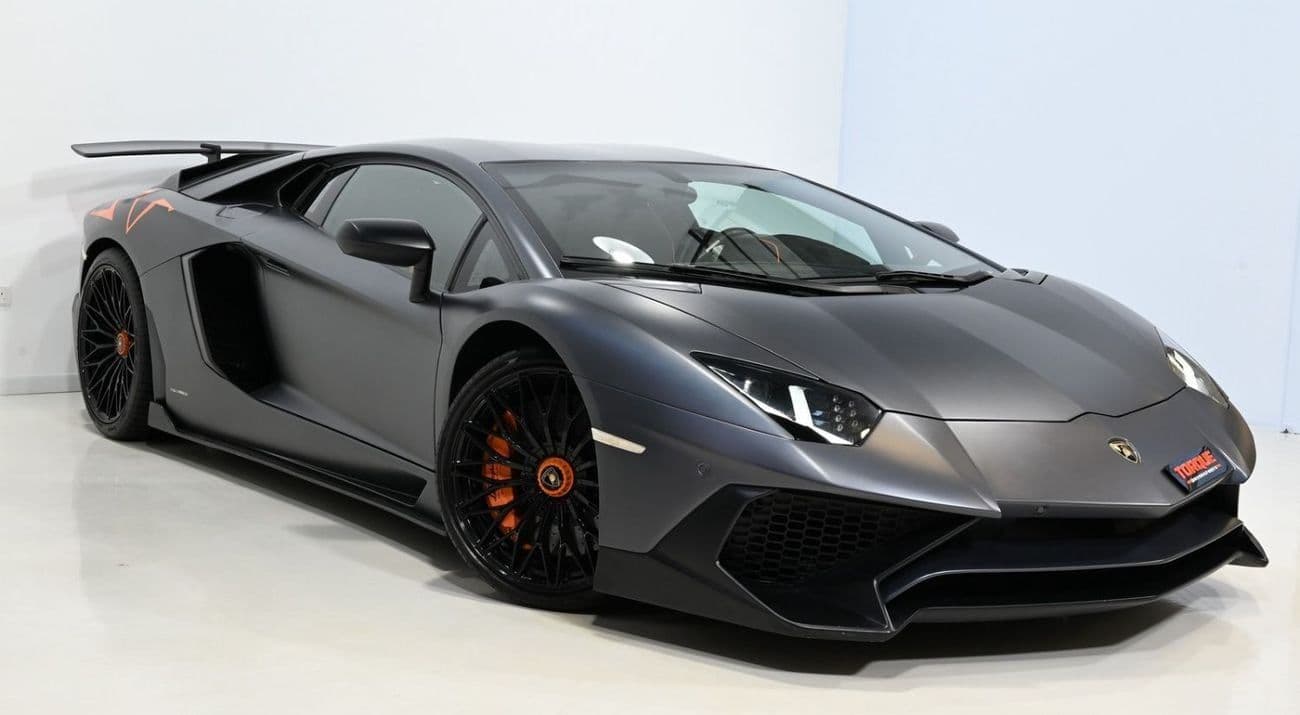 2015 Lamborghini Aventador LP 750 4 Super veloce thumbnail 4