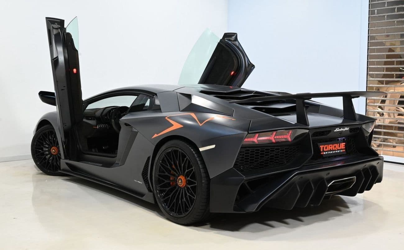 2015 Lamborghini Aventador LP 750 4 Super veloce thumbnail 7