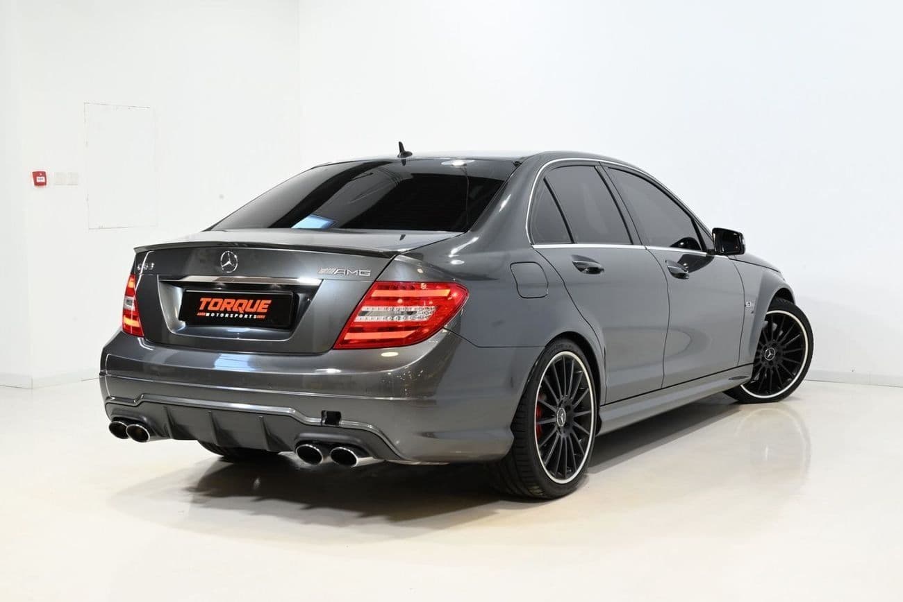 2013 Mercedes Benz C63 AMG C63 AMG thumbnail 4