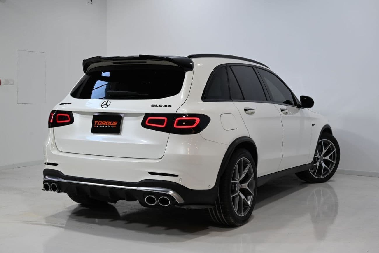 2021 Mercedes Benz GLC 43 AMG GLC 43 AMG 4Matic thumbnail 4