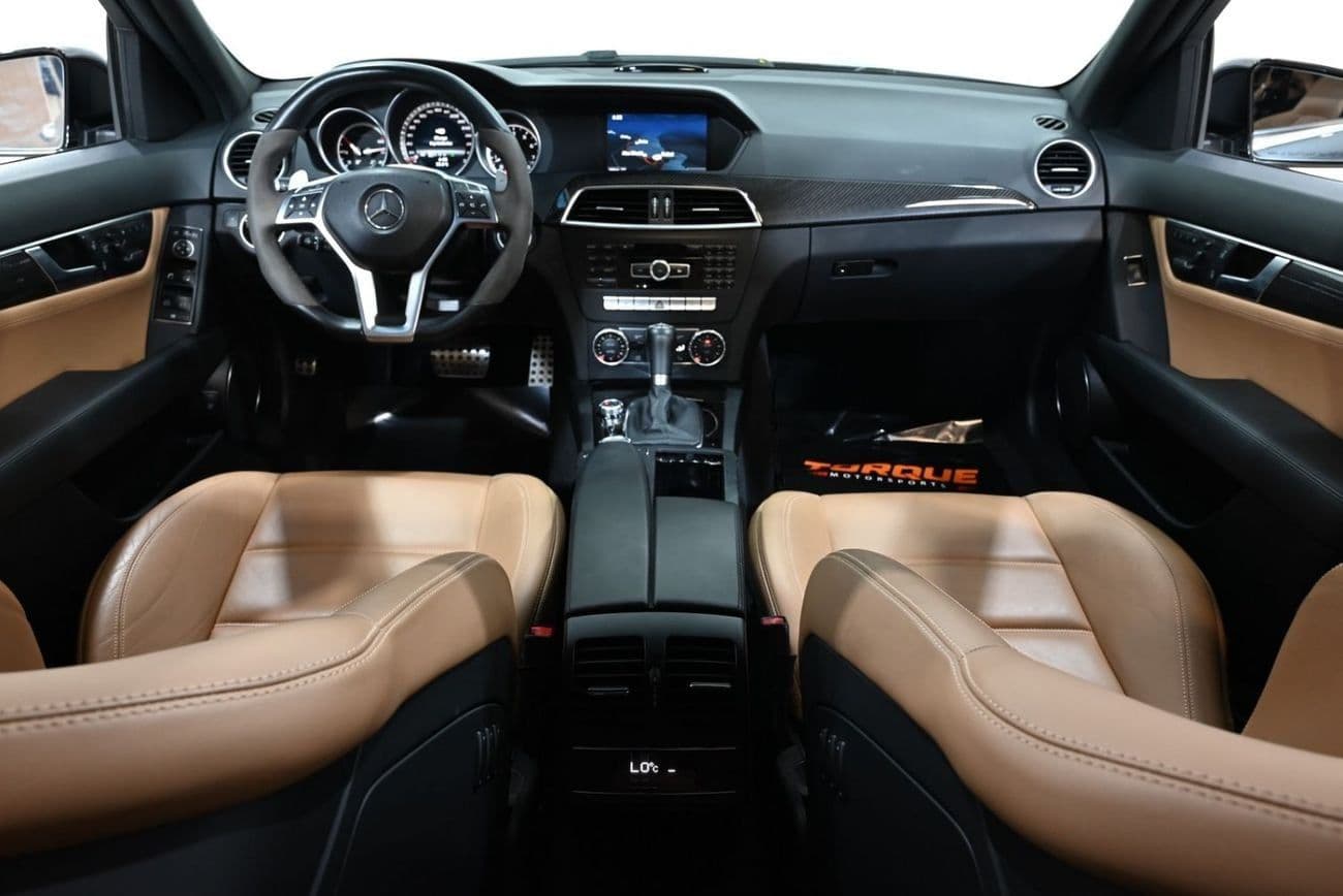 2013 Mercedes Benz C63 AMG C63 AMG thumbnail 7