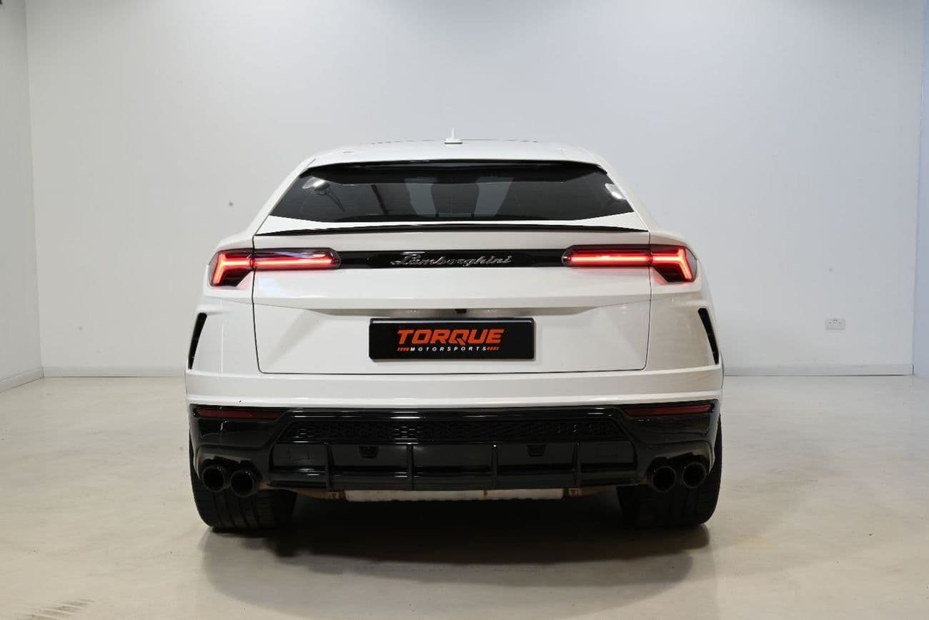 2020 Lamborghini Urus STANDARD thumbnail 5