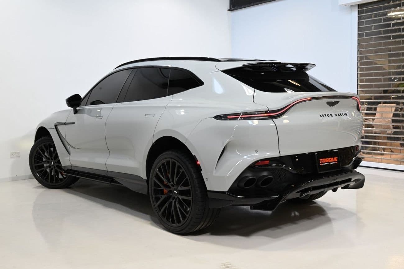 2023 Aston Martin DBX 707 thumbnail 6