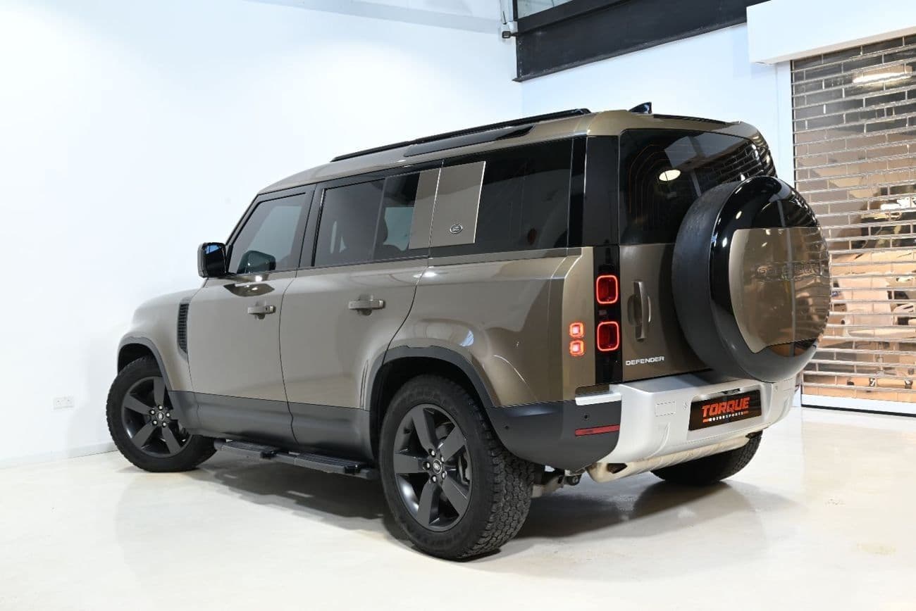 2024 Land Rover Defender 110 HSE P400 thumbnail 6
