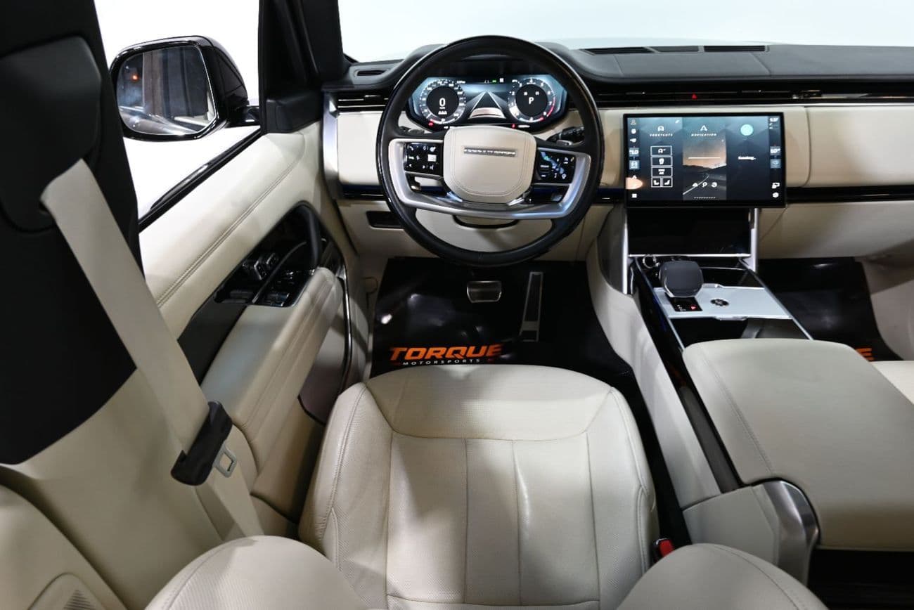 2025 Land Rover Range Rover SE thumbnail 8